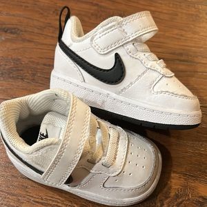 Nike court borough low 2